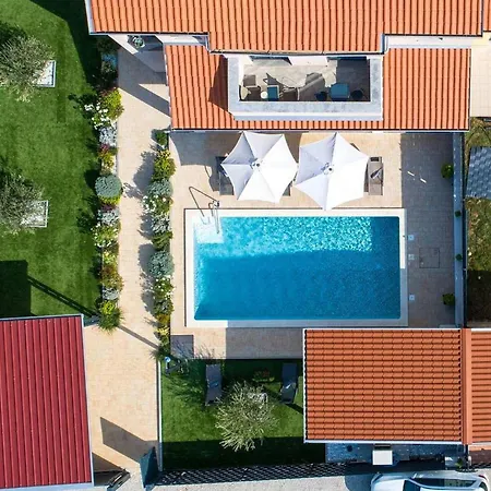Tatil Evi Milina