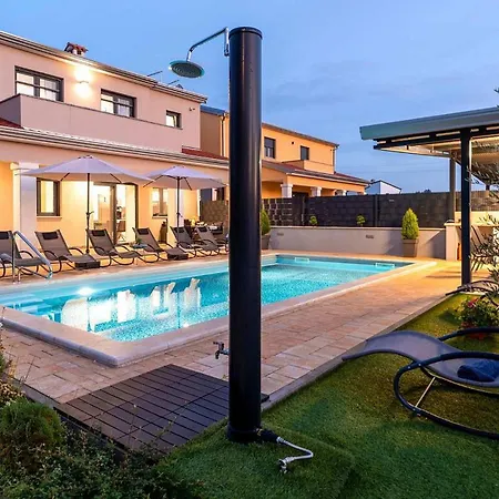 Milina Tatil Evi Višnjan